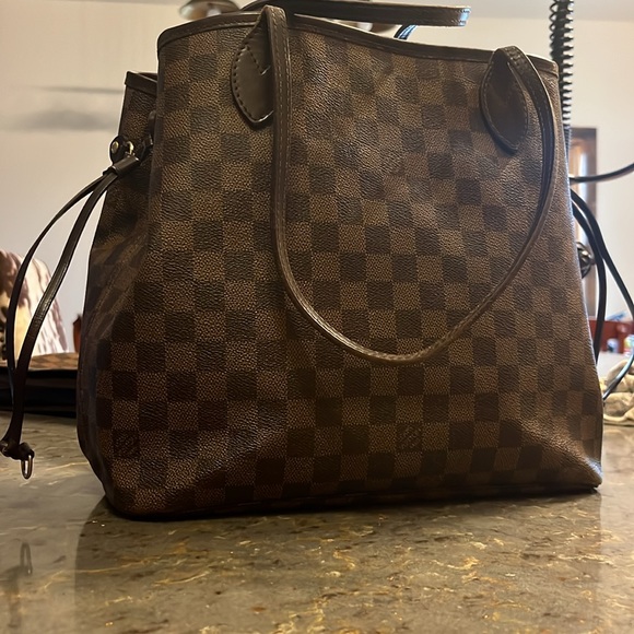 Louis Vuitton Neverfull mm Damier ebene - Picture 8 of 17